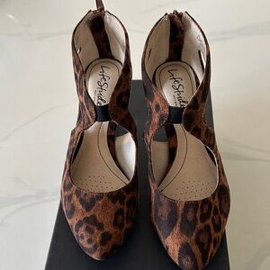 Life Stride Brown Leopard Heels